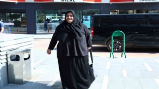 240 kiloluk kadın sedye ile acile getirilmişti: 90 kilo verdi, hayata döndü