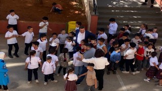 30 yıl önce mezun olduğu okulun müdürü oldu