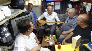 4 metrekarelik garaj, sanatseverlerin buluşma noktası oldu