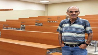 60 yaşında üniversiteli oldu, gençlere örnek oldu