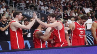 A Milli Erkek Basketbol Takımı, son 16 turunda İsveç ile karşılaşacak