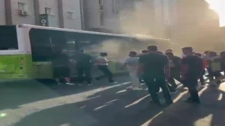 Adana Büyükşehir Belediyesi otobüsünde yangın paniği