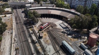 Adana’da Kasım Gülek Köprüsü Yıkılıyor