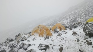 Ağrı Dağında tırmanışa tipi engeli