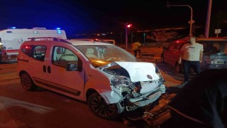 Ağrıda trafik kazası: 3 yaralı