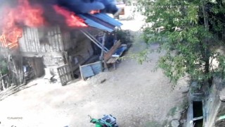 Ahşap evde başlayıp ormanlık alana sıçrayan yangının güvenlik kamerası görüntüleri ortaya çıktı