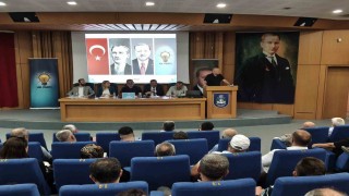 AK Parti Milletvekili Gider: Biz suç işleyeni ihraç ederiz kahraman ilan etmeyiz