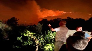 Alanya Belediye Başkanı Özçelik yangın bölgesinde