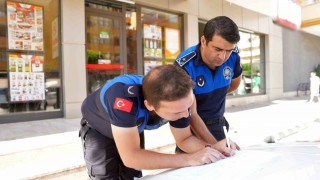 Alanyada tarihi geçmiş bebek maması satan 2 market mühürlendi