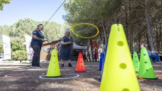 Alzheimer hastaları ve yakınları Tarsus Gençlik Kampında moral buldu