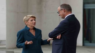 Amanya Başbakanı Merz: Perşembe günü Ukraynaya verilecek güvenlik garantilerini ele alacağız