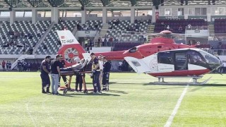 Amasyada maç öncesi stadyuma ambulans helikopter indi