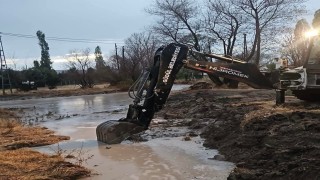 Ankarada sağanak sele yol açtı