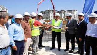 Antakya Belediyesi, Gençlik Merkezi ve Pazar Alanı Kompleksi inşası için temel attı