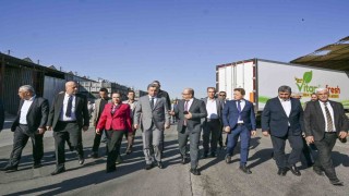 Antalya Toptancı Hallerinin ilk 8 ayında yaklaşık 20 milyar TL işlem hacmine ulaşıldı