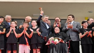 Antalyada 526 bsin 145 öğrenci için ders zili çaldı