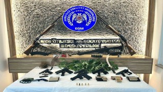 Antalyada çok sayıda ruhsatsız silah ele geçti: 9 gözaltı