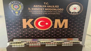 Antalyada KOM ekipleri 712 bin 440 adet makaron ele geçirdi