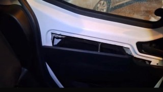 Araç anahtarıyla açılan gizli bölmede silah bulundu