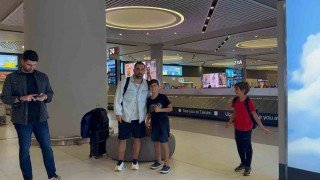 Arda Turan, milli takım arasında Türkiyeye geldi