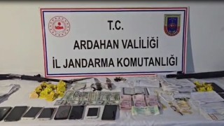 Ardahanda 20 milyon liralık nitelikli dolandırıcılık operasyonu