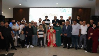 Arnavutköyde Dilanın hayali gerçek oldu: Down sendromlu genç kıza temsili düğün