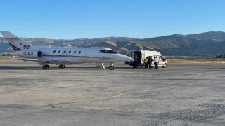 Astım ve hipertansiyon hastası, uçak ambulansla Ankaraya sevk edildi