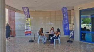 Aydın Büyükşehir Belediyesinden üniversite öğrencilerine Aykart hizmeti