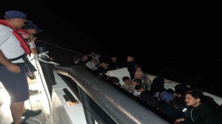 Aydında 17 düzensiz göçmen kurtarıldı