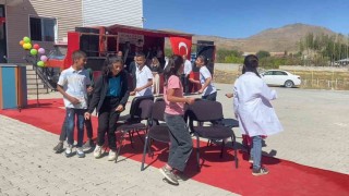 Aydınlar beldesinde İlköğretim Haftası coşkuyla kutlandı