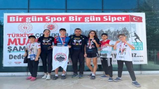 Aydınlı Muaythaiciler Türkiye Şampiyonasından madalyalarla döndü