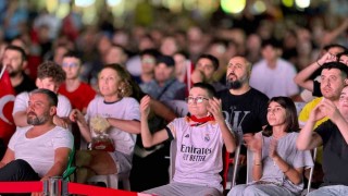 Aydınlılar milli heyecanı bir arada yaşadı