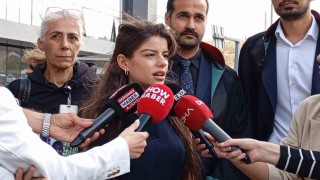 Ayşe Tokyazın katil zanlısına bilgi verdiği iddia edilen iki polis hakim karşısında