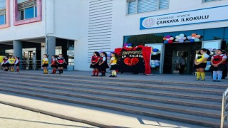 Ayvacıkta İlköğretim Haftası kutlandı