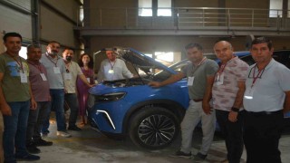 Ayvalıkta Öğretmenlere Hibrit ve Elektrikli Araç Teknolojileri Eğitimi