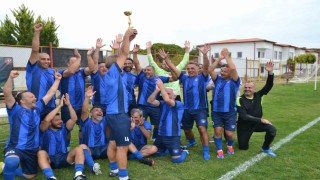 Ayvalıkta yapılan 8. Dostluk ve Kardeşlik Masterler Futbol Turnuvası tamamlandı