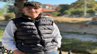 Babasının bıçakladığı çocuk hayatını kaybetti