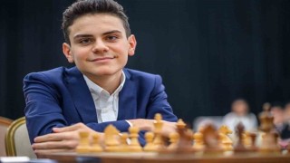 Bakan Baktan Büyükusta Ediz Gürele tebrik