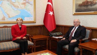 Bakan Güler, İngilterenin Ankara Büyükelçisi Morrisi kabul etti