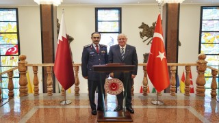 Bakan Güler, Katar Genelkurmay Başkanı Al Mannai ve Katar Kara Kuvvetleri Komutanı Al-Attiyah ile görüştü