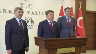 Bakan Tunç Hakkaride