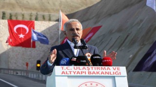 Bakan Uraloğlu: Badal Tünelinin kıymetini uzun yol şoförlerimiz bilir
