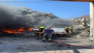 Bandırmada Depo Yangını