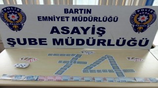 Bartında kumar baskını