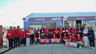 Başkan Altay 2025 TEKNOFEST İstanbuldan 18 ödülle dönen kapsül takımlarını tebrik etti