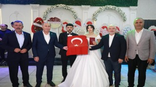 Başkan Arslan dünyaevine giren kızının nikahını kıydı