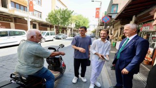 Başkan Tahmazoğlu, çarşı esnafı ve vatandaşlarla buluştu
