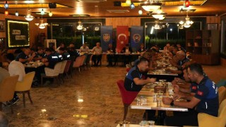 Başkan Tutdereden zabıta personeliyle bir araya geldi