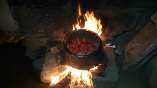 Bayburtta ev salçası hazırlıkları hız kazandı