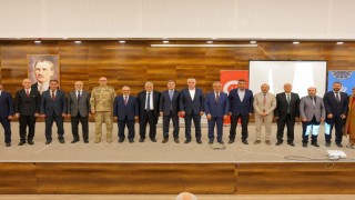 Bayburtta Peygamberimiz ve Aile Ahlakı konulu panel düzenlendi